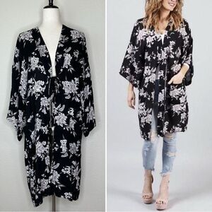 Spiritual Gangster Black White Floral Kimono